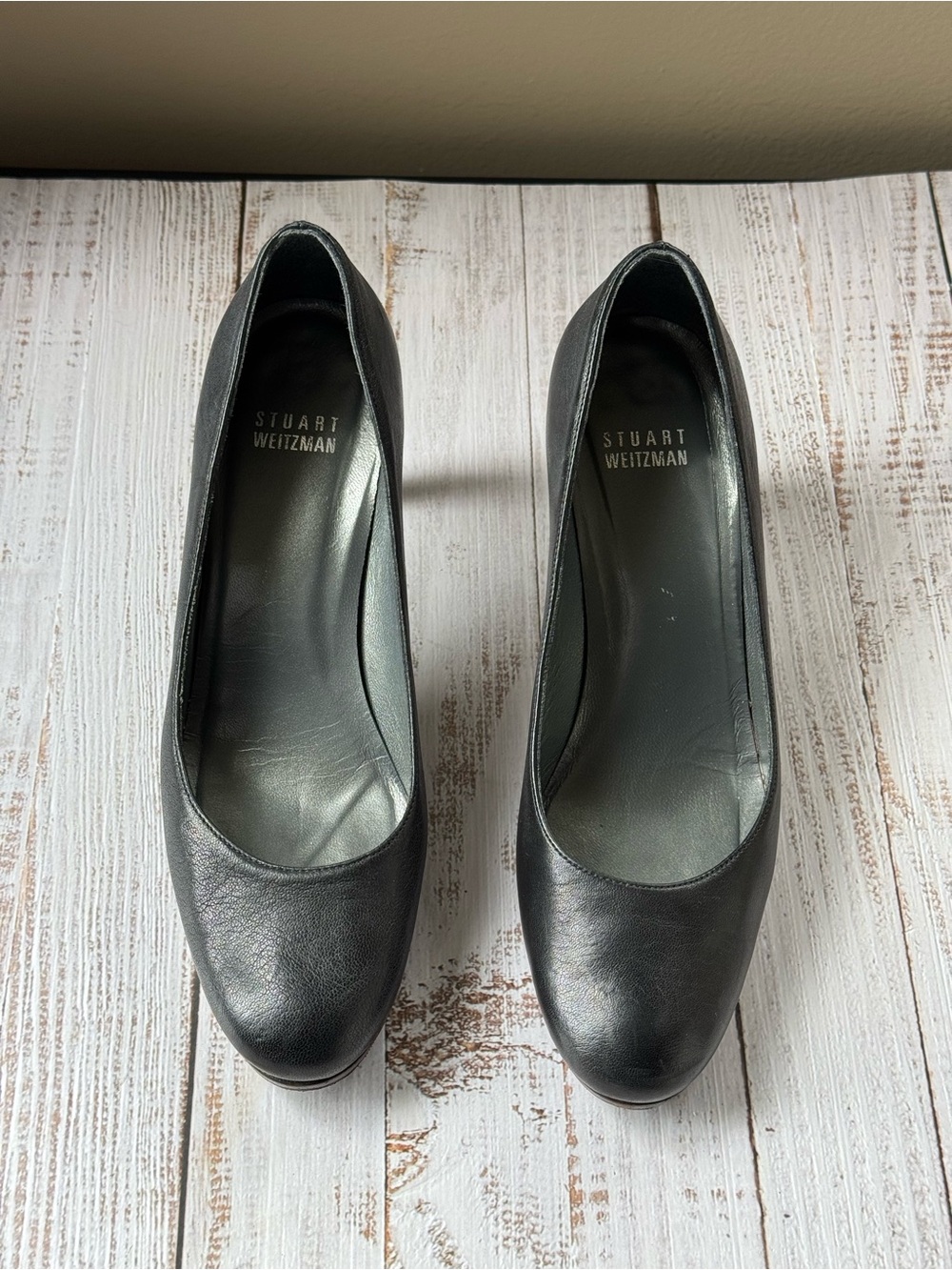 Stuart Weitzman Black Leather Round Toe Platform Pumps Size 7.5 M